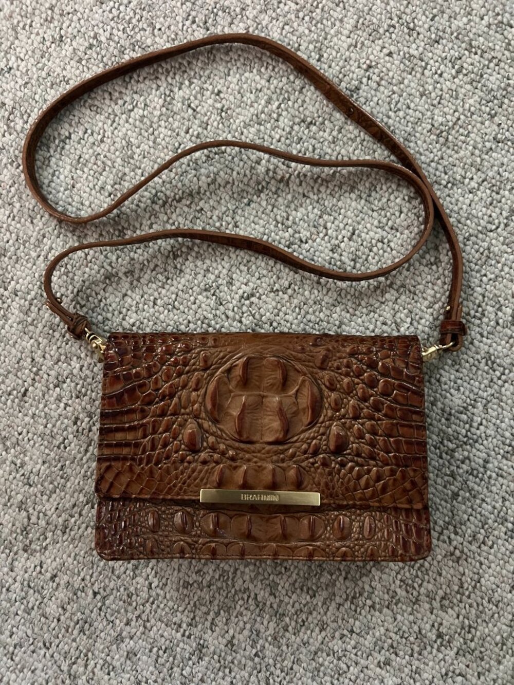 Brahmin Carrie Pecan Melbourne Croc Embossed Leather Crossbody Wallet Bag